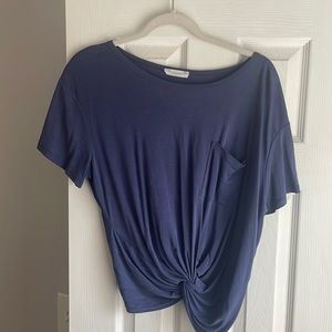 Blue short sleeve crop with a front twist - size Small worn once